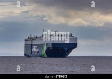 Véhicule en route pour les quais de Royal Portbury Banque D'Images