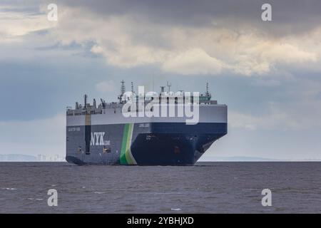 Véhicule en route pour les quais de Royal Portbury Banque D'Images