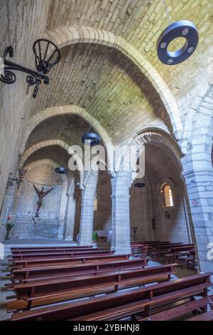 James Way ; église du Crucifix à Puente la Reina, Navarre, Espagne Banque D'Images