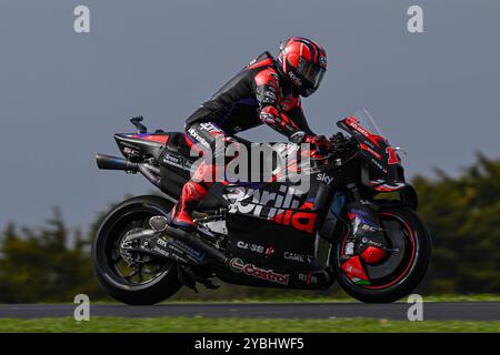 Qualification du Grand Prix d'Australie de MotoGP de Qatar Airways sur le circuit de Phillip Island. Australie 19 octobre 2024 en photo : Maverick Viñales Clasificacion del Gran Premio Qatar Airways de MotoGP de Australia en el circuito de Phillip Island. 19 de Octubre de 2024 POOL/ MotoGP.com/Cordon les images de presse seront à usage éditorial exclusif. Crédit obligatoire : © MotoGP.com crédit : CORDON PRESS/Alamy Live News Banque D'Images