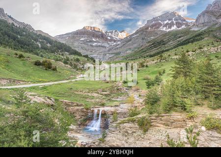 Vallée d'Aisa, Parc naturel Valles Occidentales, Huesca, Espagne Banque D'Images