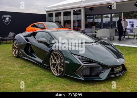 Lamborghini Revuelto, exposée au salon privé concours d’Elégance qui se tient au Palais de Blenheim. Banque D'Images