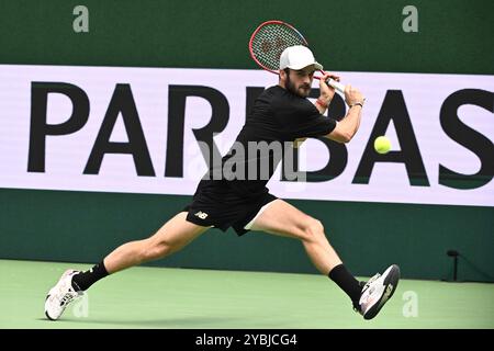 Stockholm, Suède. 19 octobre 2024. STOCKHOLM, SUÈDE 20241019Tommy Paul des États-Unis en action lors de la demi-finale du BNP Paribas Nordic Open ATP face à StanWawrinka de Suisse au Royal Tennis Hall, à Stockholm, Suède, le 19 octobre 2024. Photo : Claudio Bresciani/TT/Code 10090 crédit : TT News Agency/Alamy Live News Banque D'Images