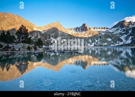 Estany Negre - Lac Noir -, Parc National de Aigüestortes, Lleida, Espagne Banque D'Images