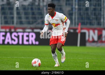 Salzbourg, Autriche. 19 octobre 2024. SALZBOURG, AUTRICHE - 19 OCTOBRE : Karim Konate de Salzbourg lors du match de l'Admiral Bundesliga entre le FC Red Bull Salzburg et le CASHPOINT SCR Altach au Red Bull Arena le 19 octobre 2024 à Salzbourg, Autriche.241019 SEPA 24 003 - 20241019 PD7031 crédit : APA-PictureDesk/Alamy Live News Banque D'Images