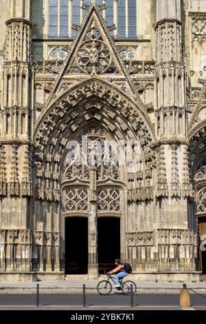 France, Indre-et-Loire (37), Tours, Vallée de la Loire, classée au Patrimoine mondial de l'UNESCO, la cathédrale Saint-Gatien de Tours Banque D'Images