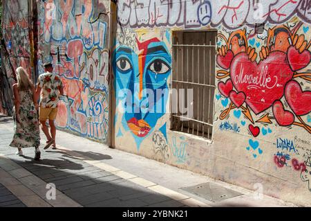 Aperçu du quartier le panier à Marseille avec rue branchée France, Europe Banque D'Images