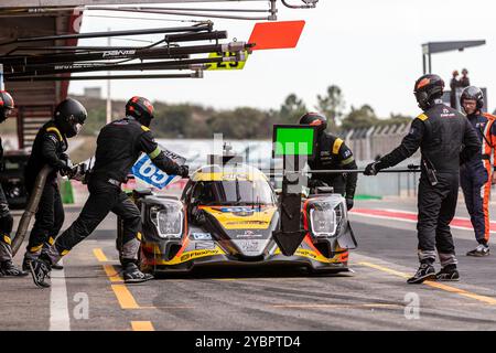 Portimao, Portugal, 19 octobre 2024,#65 Panis Racing (FRA) - Oreca 07/Gibson (LMP2) - Manuel Maldonado (GBR) Charles Milesi (FRA) Arthur Leclerc (MCO) pendant les 4 heures de Portimao, sixième et dernière manche de la European le Mans Series 2024 à Autodromo Internacional do Algarve, Portimao (Portugal), du 16 au 19 octobre 2024 - Kristof Verlen Live News/Kristamlen Banque D'Images