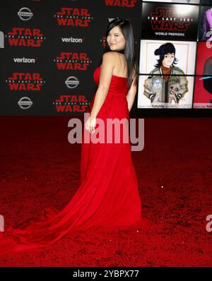 Kelly Marie Tran lors de la première mondiale de 'Star Wars : The Last Jedi' qui s'est tenue au Shrine Auditorium de Los Angeles, États-Unis, le 9 décembre 2017. Banque D'Images