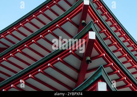 Shimoyoshida, Japon - 27 décembre 2019. Détail de la célèbre Pagode Chureito. Banque D'Images