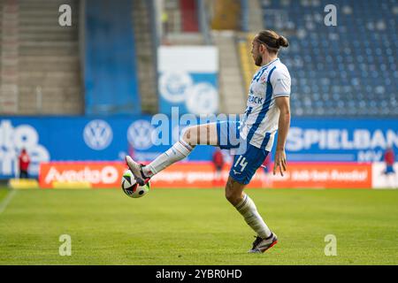 Rostock, Deutschland 19. Oktober 2024 : 3. Liga - 2024/2025 - FC Hansa Rostock v. Alemannia Aachen Im Bild : Adrien Lebeau (Hansa Rostock) /// la réglementation DFB interdit toute utilisation de photographies comme séquences d'images et/ou quasi-vidéo. /// Banque D'Images