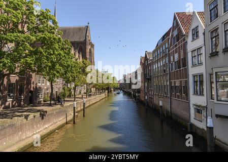 Dordrecht, pays-Bas, 8 mai 2022 : vue panoramique de la vieille ville de Dordrecht dans l'ouest des pays-Bas Banque D'Images