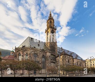 Cathédrale de Bolzano, Santa Maria Assunta, Assomption de notre-Dame aussi connu sous le nom de Dom Maria Himmelfahrt, Bolzano, Tyrol du Sud, Italie, Europe Banque D'Images