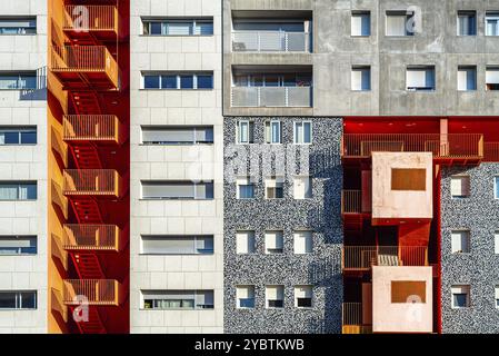 Madrid, Espagne, 6 juin 2020 : bâtiment Mirador dans le quartier Sanchinarro de Madrid. Il a été conçu par le studio d'architectes néerlandais MVRDV, Europe Banque D'Images