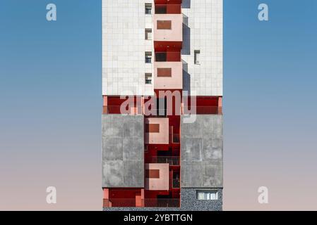 Madrid, Espagne, 6 juin 2020 : bâtiment Mirador dans le quartier Sanchinarro de Madrid. Il a été conçu par le studio d'architectes néerlandais MVRDV, Europe Banque D'Images