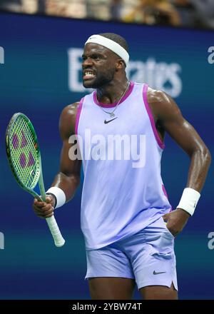 La joueuse de tennis Frances Tiafoe célèbre aux US Open 2024 Championships, Billie Jean King Tennis Center, Queens, New York, États-Unis. Banque D'Images