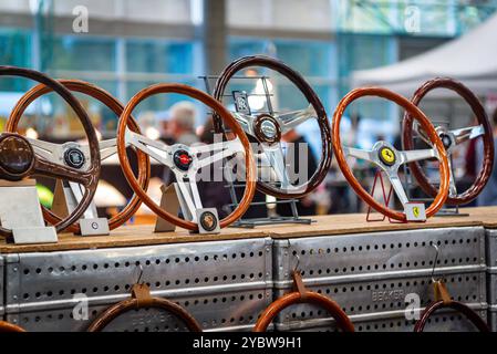 salzbourg, autriche, 19 octobre 2024, exposition classique, exposition de voitures anciennes et de motos, exposition oldtimer. *** salzbourg, Österreich, 19 okt 2024, classic expo, ausstellung für oldtimer und motorräder, oldtimer show Copyright : xw. Simlingerx Banque D'Images