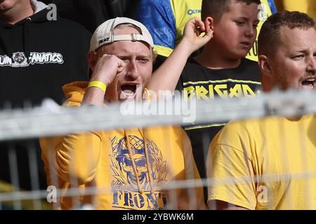 Genk, Belgique. 20 octobre 2024. Les supporters de STVV photographiés avant un match de football entre le KRC Genk et le STVV, dimanche 20 octobre 2024 à Genk, le jour 11 de la saison 2024-2025 de la première division du championnat belge 'Jupiler Pro League'. BELGA PHOTO BRUNO FAHY crédit : Belga News Agency/Alamy Live News Banque D'Images