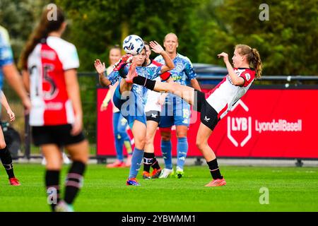 Rotterdam - Jarne Teulings de Feyenoord Rotterdam lors de la quatrième manche de l'Azerion Vrouwen Eredivisie en saison 2024/2025. Le match se déroule entre Feyenoord V1 et Ajax V1 à Varkenoord le 20 octobre 2024 à Rotterdam, aux pays-Bas. (VK Sportphoto/Danny de Groot) Banque D'Images