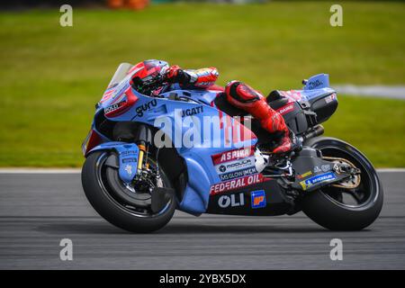 Phillip Island, Australie. 19 octobre 2024. Marc Marquez d'Espagne et représentant l'équipe Gresini Racing, est vu en action dans la course de sprint MotoGP™ - l'événement phare de la deuxième journée du Qatar Airways Australian Motorcycle Grand Prix 2024. Le Qatar Airways Australian Motorcycle Grand Prix 2024 accueille les meilleurs pilotes émergents au monde. La deuxième journée d'action a continué à impressionner les spectateurs avec les stars mondiales du sport automobile affichant des performances impressionnantes lors de tours de qualification en MotoGP, Moto2 et Moto3. Crédit : SOPA images Limited/Alamy Live News Banque D'Images