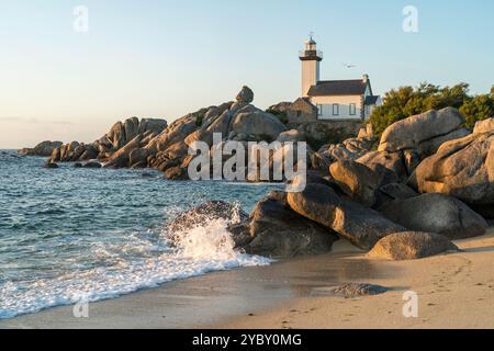 Phare Phare de Pontusval en Bretagne, France Banque D'Images