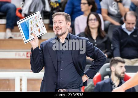 Alberto Giuliani - entraîneur-chef du Valsa Group Modena lors de Itas Trentino vs Valsa Group Modena, match de Superligue italienne de volleyball Serie A hommes à trente, Italie, le 20 octobre 2024 Banque D'Images