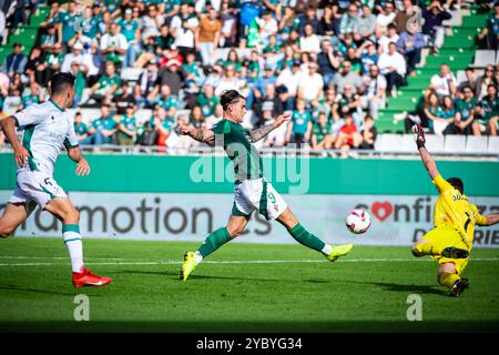 Ferrol, Espagne. Hypermotion League. Jornada 10. Racing Club Ferrol vs Huesca. Eneko Jauregui crédit : Ismael Miján/Alamy Live News Banque D'Images