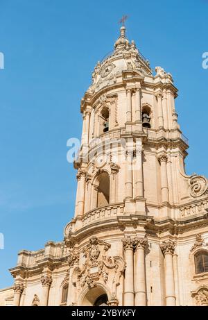 Le dôme de la cathédrale de San Giorgio, est l'église mère de la ville de Modica, province de Raguse, Sicile orientale Banque D'Images