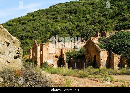 La mine abandonnée de Seddas Modditzis, à Gonnusa, Sulcis Iglesiense, Arbus, province sud de la Sardaigne, Italie Banque D'Images