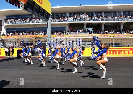 Austin, États-Unis. 20 octobre 2024. Ambiance de grille - Dallas Cowboys Cheerleaders. 20.10.2024. Formula 1 World Championship, Rd 19, United States Grand Prix, Austin, Texas, USA, Race Day. Le crédit photo devrait se lire : XPB/Alamy Live News. Banque D'Images