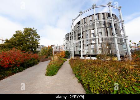 Gasholder Flats côté canal à Kings Cross Development, Londres, UP Banque D'Images