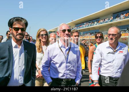 Austin, États-Unis. 20 octobre 2024. Mohammed Bin Sulayem (eau) - Président de la FIA, Greg Maffei (USA) Liberty Media, Stefano Domenicali (ITA) formule 1, lors de la course de formule 1 Pirelli United States Grand Prix 2024, qui aura lieu sur le circuit of Americas à Austin, TX (USA) du 18 au 20 septembre 2024 crédit : Alessio de Marco/Alamy Live News Banque D'Images