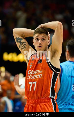 Valencia, Espagne. 20 octobre 2024. Nate Sestina de Valence basket en action lors de la Liga Endesa saison régulière Round 4 au Pabellon Furente San Luis. Score final ; Valencia basket 89:88 Morabanc Andorra crédit : SOPA images Limited/Alamy Live News Banque D'Images