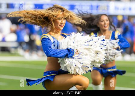 Los Angeles, États-Unis. 20 octobre 2024. Les pom-champions des Rams de Los Angeles jouent lors d'un match de football de la NFL contre les Raiders de Las Vegas au SoFi Stadium, dimanche 20 octobre 2024, à Inglewood, Etalonnage Les Rams de Los Angeles ont gagné contre les Raiders de Las Vegas 20:15 crédit : SOPA images Limited/Alamy Live News Banque D'Images