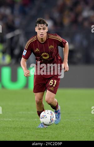 Niccolo Pisilli de L'AS Roma lors du match de Serie A entre L'AS Roma et le FC Internazionale au stade Olimpico à Rome (Italie), le 20 octobre 2024. Banque D'Images