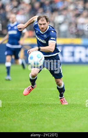 Ulm, Allemagne. 20 octobre 2024. Football : Bundesliga 2, SSV Ulm 1846 - Karlsruher SC, Journée 9, Donaustadion. Budu Zivzivadze de Karlsruhe en action. Crédit : Harry Langer/dpa - REMARQUE IMPORTANTE : conformément aux règlements de la DFL German Football League et de la DFB German Football Association, il est interdit d'utiliser ou de faire utiliser des photographies prises dans le stade et/ou du match sous forme d'images séquentielles et/ou de séries de photos de type vidéo./dpa/Alamy Live News Banque D'Images