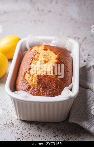 Gâteau à la livre de citron. Recette de dessert maison de Noël. Banque D'Images