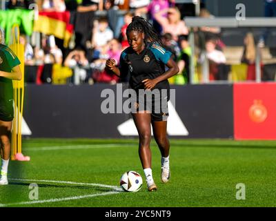 Nicole Anyomi (Deutschland) Am Ball, GER, DFB Fussball Frauen Nationalmannschaft, Oeffentliches Training, vor dem Laenderspiel England gegen Deutschland AM 25 Oktober. 21.10.2024. Foto : Eibner-Pressefoto/Florian Wiegand Banque D'Images