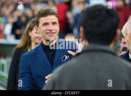 Verabschiedung Thomas MUELLER, Müller, Manuel NEUER, gardien de but FCB 1 , Ilkay Gündogan, DFB 21 avec Bernd Neuendorf, président de la DFB Fédération allemande de football, Rudi Völler, Voeller (DFB Sportdirektor), Ehefrau Sabrina avant le match de l'UEFA Nations League 2024 ALLEMAGNE - PAYS-BAS 1-0 dans la saison 2024/2025 au 14 octobre 2024 à Munich, Allemagne. Photographe : Peter Schatz Banque D'Images