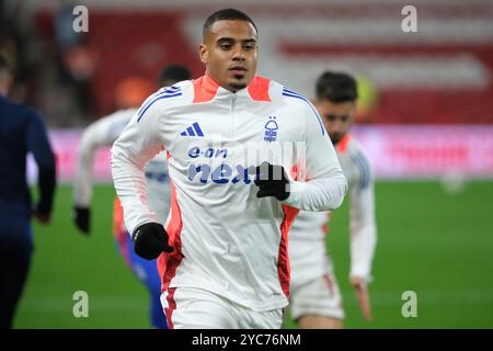 Nottingham, Royaume-Uni. 21 octobre 2024. Nottingham, Angleterre - 21 octobre : Murillo de Nottingham Forest pendant l'échauffement avant le match de premier League 2024/25 entre Nottingham Forest FC et Crystal Palace FC au City Ground le 21 octobre 2024 à Nottingham, Angleterre. (Paul Bonser/SPP) (Paul Bonser/SPP) crédit : photo de presse SPP Sport. /Alamy Live News Banque D'Images