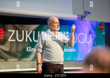 Visions for Climate, Vorlesungsreihe über die Klimakrise an der Johannes Gutenberg-Universität in Mainz gestartet. Eröffnungsvorlesung mit Professeur Harald Lesch 21.10.24 *** visions for Climate, série de conférences sur la crise climatique lancée à l'Université Johannes Gutenberg de Mayence Conférence d'ouverture avec le Professeur Harald Lesch 21 10 24 Banque D'Images