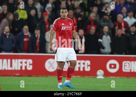 Nottingham, Royaume-Uni. 21 octobre 2024. Murillo de Nottingham Forest pendant le match de premier League Nottingham Forest vs Crystal Palace au City Ground, Nottingham, Royaume-Uni, 21 octobre 2024 (photo par Alfie Cosgrove/News images) à Nottingham, Royaume-Uni le 21/10/2024. (Photo par Alfie Cosgrove/News images/SIPA USA) crédit : SIPA USA/Alamy Live News Banque D'Images