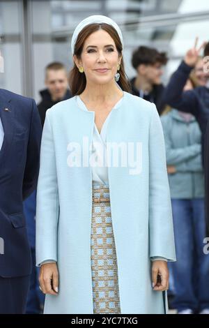 Koenigin Mary von Daenemark beim Empfang im Reichstagsgebaeude AM 21.10.2024 à Berlin Koenig Frederik und Koenigin Mary von Daenemark BEI ihrem Besuch im Reichstag à Berlin *** Reine Marie de Danemark lors de la réception dans le bâtiment du Reichstag le 21 10 2024 à Berlin le Roi Frederik et la Reine Marie de Danemark lors de leur visite au Reichstag à Berlin Banque D'Images