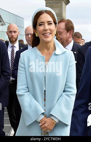 Koenigin Mary von Daenemark beim Empfang im Reichstagsgebaeude AM 21.10.2024 à Berlin Koenig Frederik und Koenigin Mary von Daenemark BEI ihrem Besuch im Reichstag à Berlin *** Reine Marie de Danemark lors de la réception dans le bâtiment du Reichstag le 21 10 2024 à Berlin le Roi Frederik et la Reine Marie de Danemark lors de leur visite au Reichstag à Berlin Banque D'Images