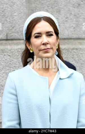 Koenigin Mary von Daenemark beim Empfang im Reichstagsgebaeude AM 21.10.2024 à Berlin Koenig Frederik und Koenigin Mary von Daenemark BEI ihrem Besuch im Reichstag à Berlin *** Reine Marie de Danemark lors de la réception dans le bâtiment du Reichstag le 21 10 2024 à Berlin le Roi Frederik et la Reine Marie de Danemark lors de leur visite au Reichstag à Berlin Banque D'Images