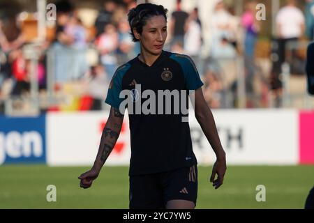 Francfort, Deutschland. 21 octobre 2024. Francfort, Deutschland 21. Oktober 2024 : Fußball-Frauen-Nationalmannschaft - Offenes Training - 21.10. 2024 IM Bild : Sara Doorsoun (Deutschland) crédit : dpa/Alamy Live News Banque D'Images