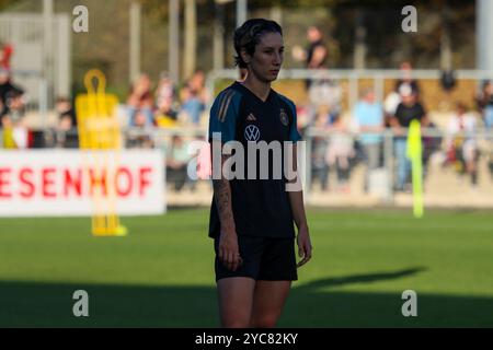 Francfort, Deutschland. 21 octobre 2024. Francfort, Deutschland 21. Oktober 2024 : Fußball-Frauen-Nationalmannschaft - Offenes Training - 21.10. 2024 IM Bild : Sara Doorsoun (Deutschland) crédit : dpa/Alamy Live News Banque D'Images