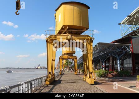 Estação das Docas, Belém, Pará, nord du Brésil, baie de la rivière Guajará Banque D'Images