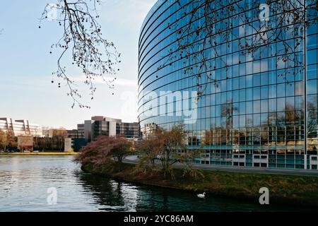 Vue panoramique du Parlement européen à Strasbourg, Alsace, France Banque D'Images