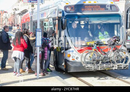 Solutions de transport d'énergie alternative Banque D'Images